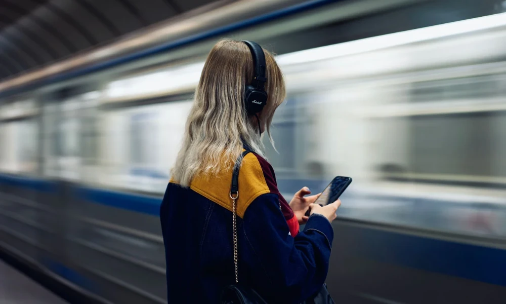 screenshot [suburbia.ro] featured